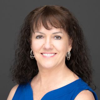 Donna Ramos, asistente jurídica